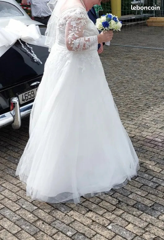 Robe de mariée CURUY d'occasion pas chère taille 52,50 - Joyne
