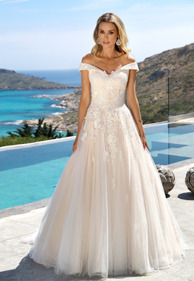 Robe de mariée LADYBIRD d'occasion pas chère taille 38,40 - Joyne