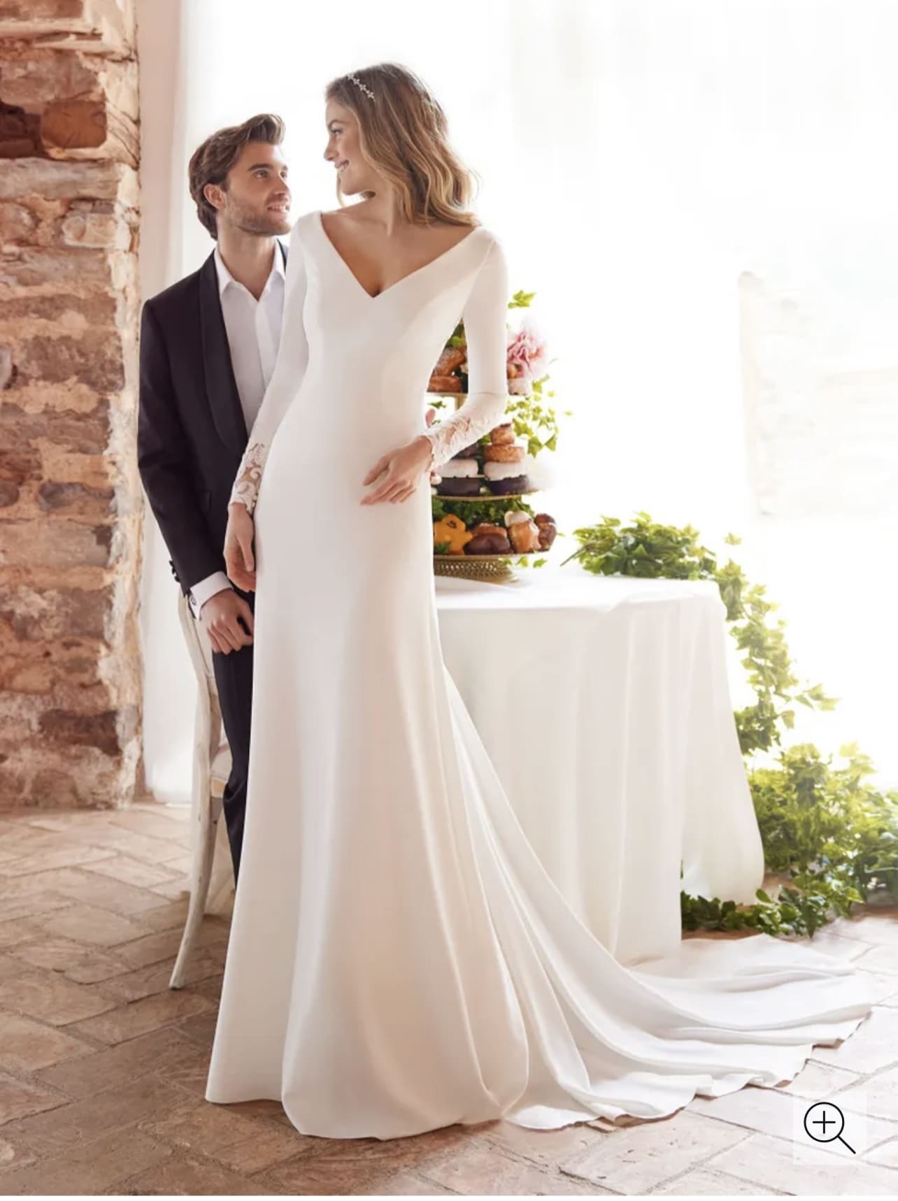 Robe de mariée Pronovias d'occasion pas chère taille 42,44,46 - Joyne