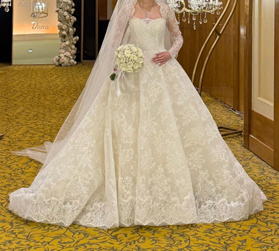 Robe de mariée Eli Saab d'occasion pas chère taille 40 - Joyne