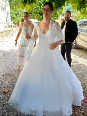 Robe de mariée White one d'occasion pas chère taille 44,46 - Joyne