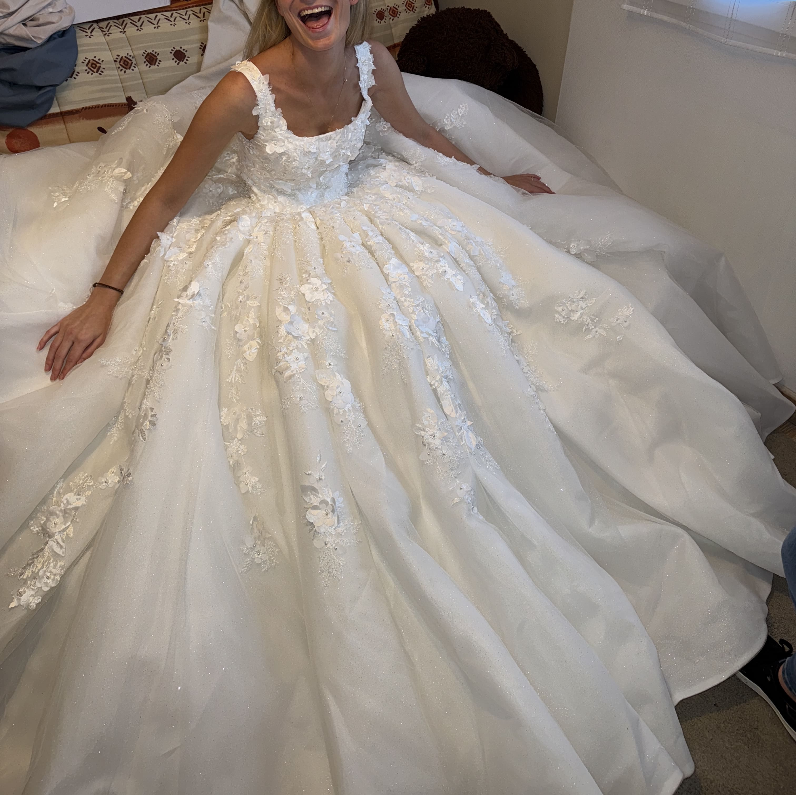 Robe de mariée Magasin independant d'occasion pas chère taille 38 - Joyne