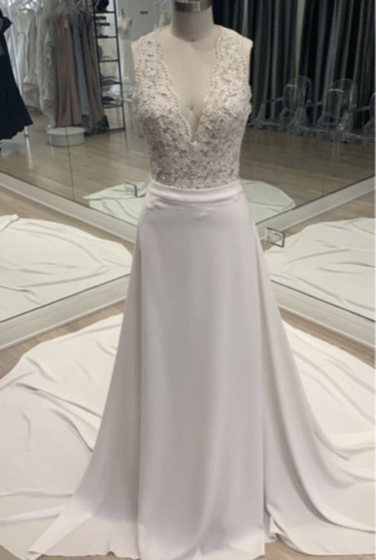 Pronovias -Hiriart - Taille 38,40 thumbnail 2