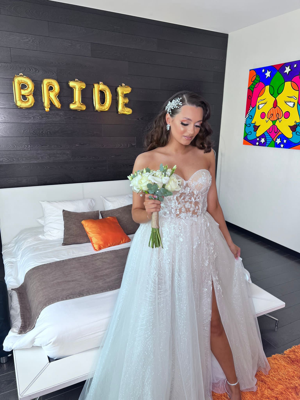 Robe de mariée Dominis d'occasion pas chère taille 36,38 - Joyne