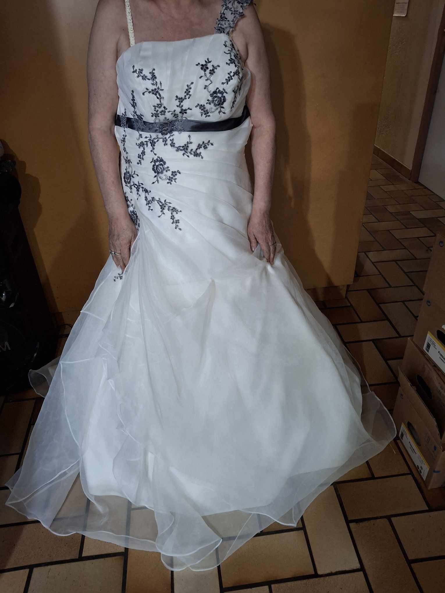Orea sposa - Taille 36 - robe de mariee d'occasion sur Joyne