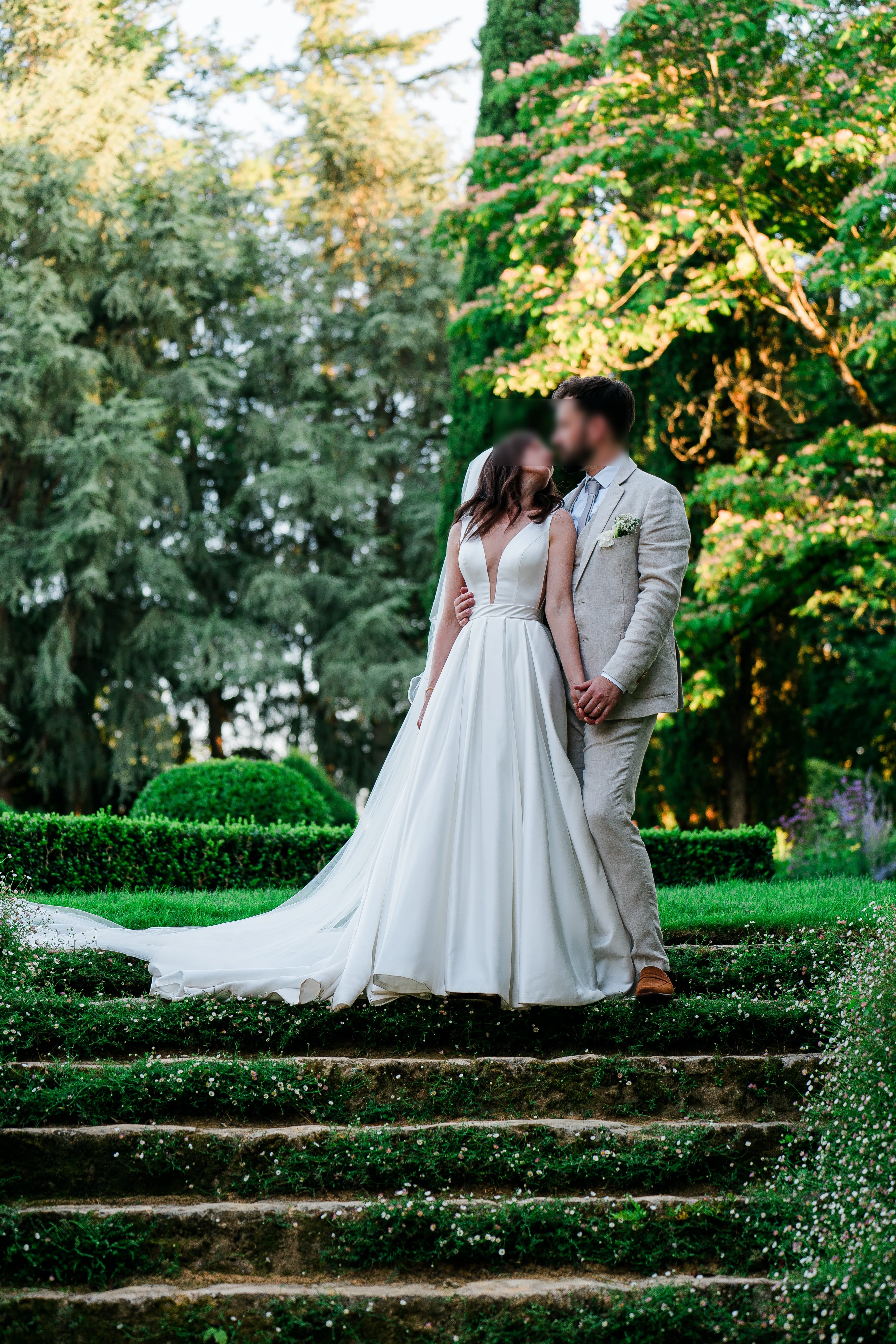 Robe de mariée WHITE BOUTIK d'occasion pas chère taille 36 - Joyne